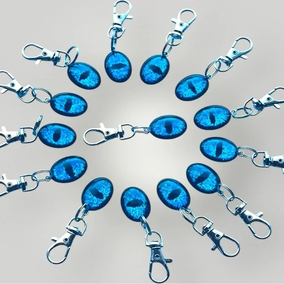 𝑯𝒂𝒏𝒅𝒎𝒂𝒅𝒆 Blue Dragon Eye Keychain w/Gift Bag - Picture 8 of 9